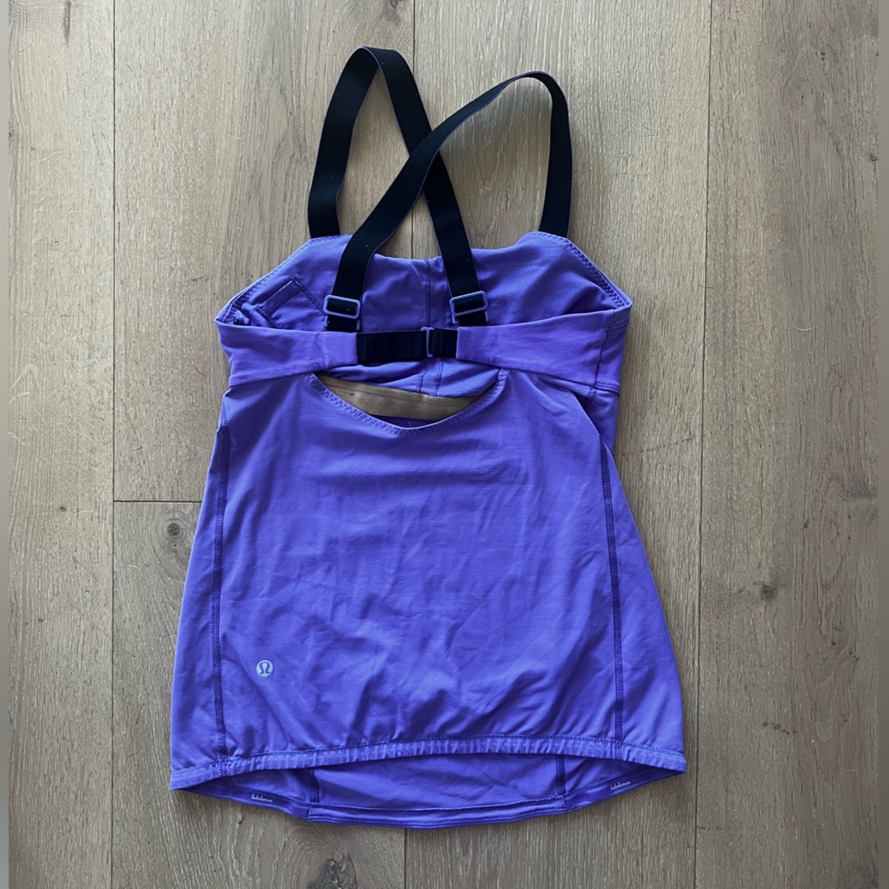 Lululemon Hooked Back Cross Back Top